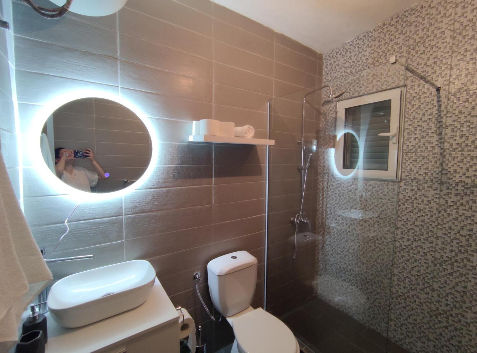 Matovic Apartments Dobra Voda Exterior photo